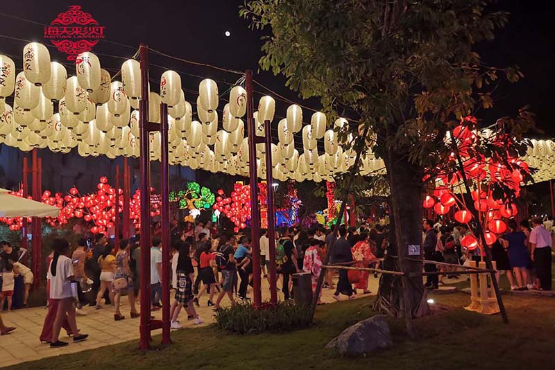 Tengah Festival Games WestTal di Vietnam