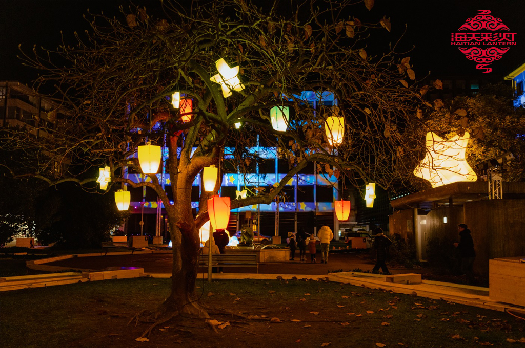 winterland decoration lantern 2